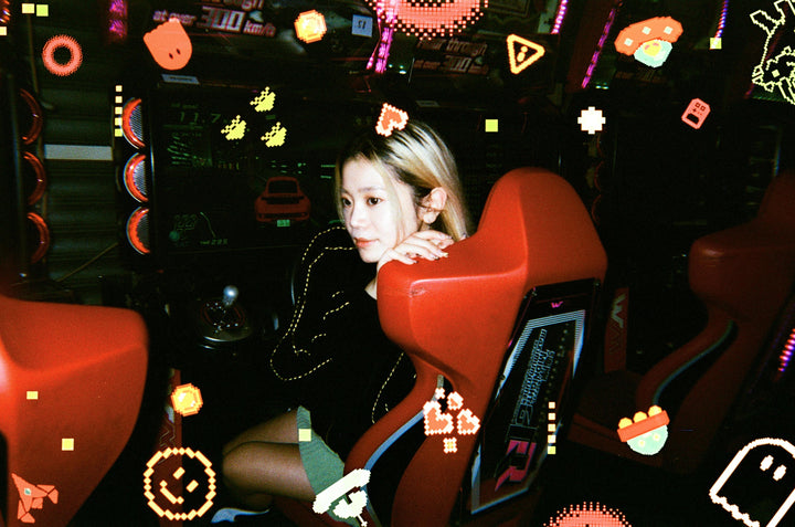 RETOCOLOR PIXELATE 400 Disposable Camera, 27 Exp