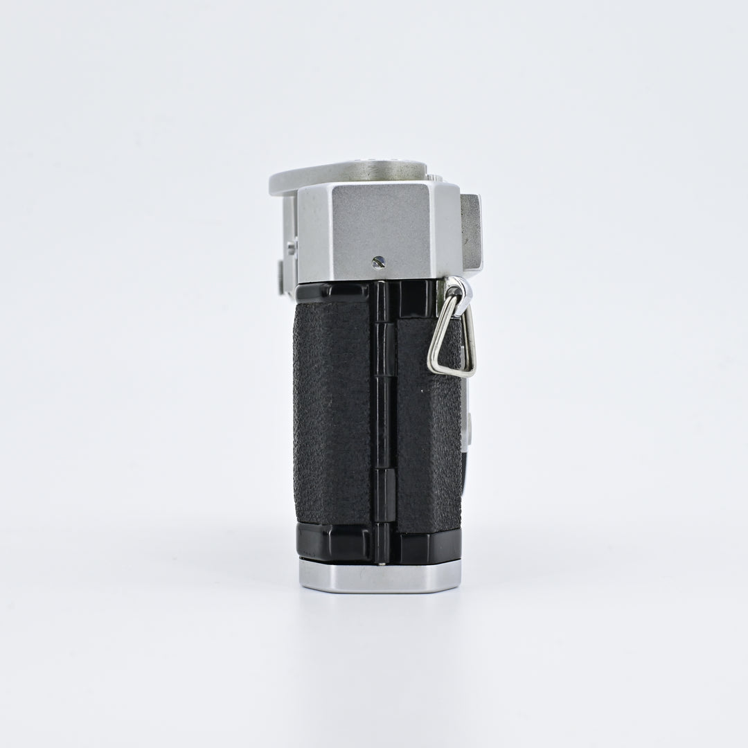 Canon 7 (Body Only)