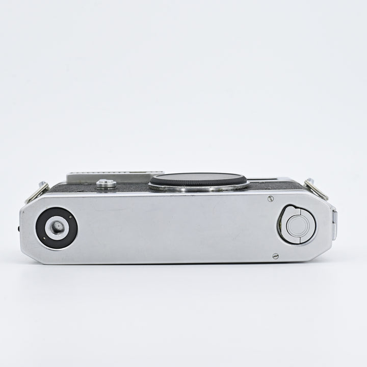 Canon 7 (Body Only)
