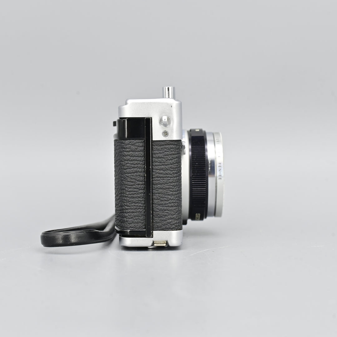 Olympus 35 EC