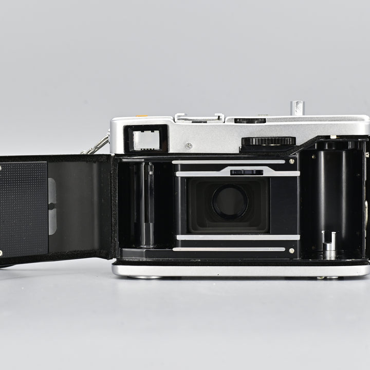 Olympus 35 EC