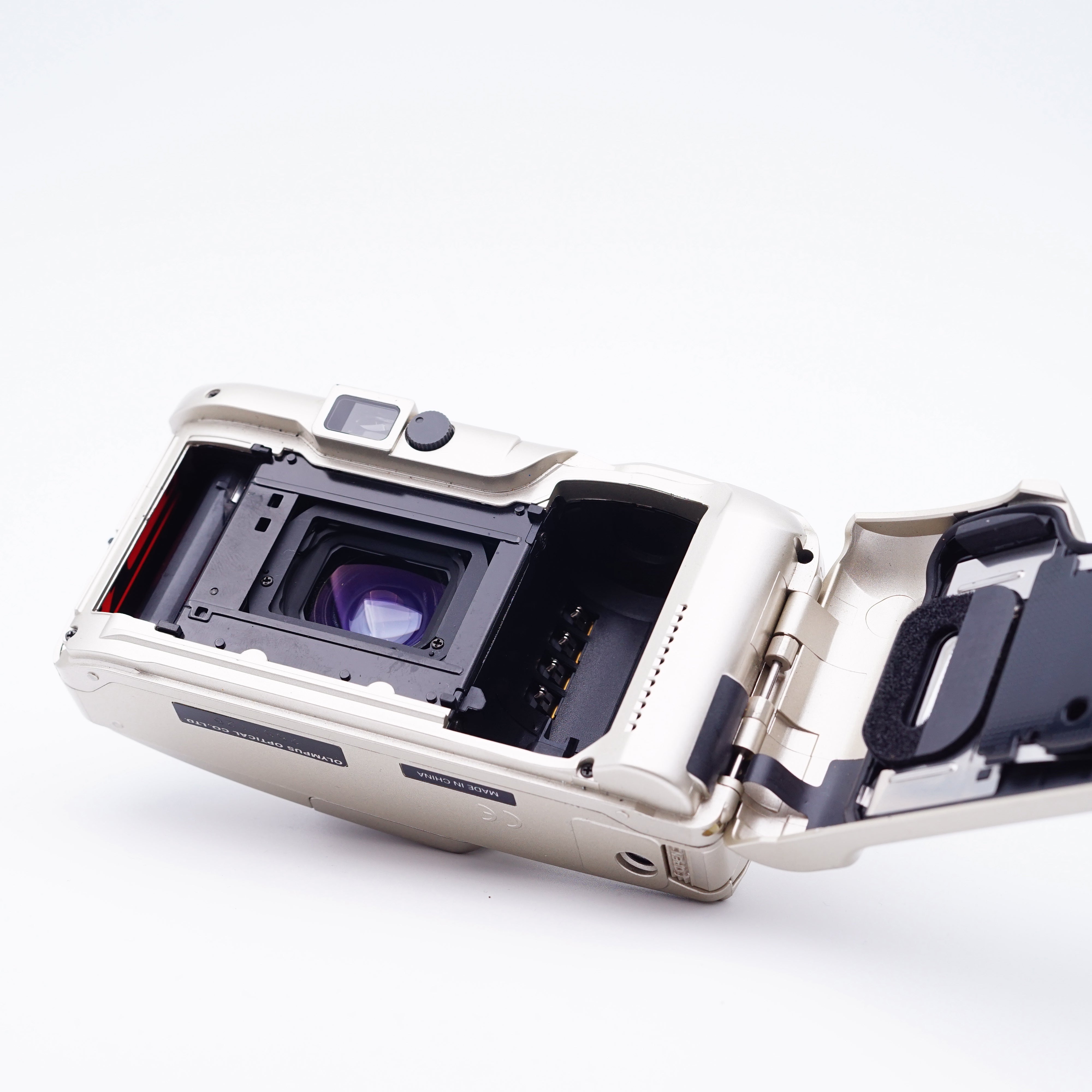 Olympus Mju II Zoom 115 – SHOWA