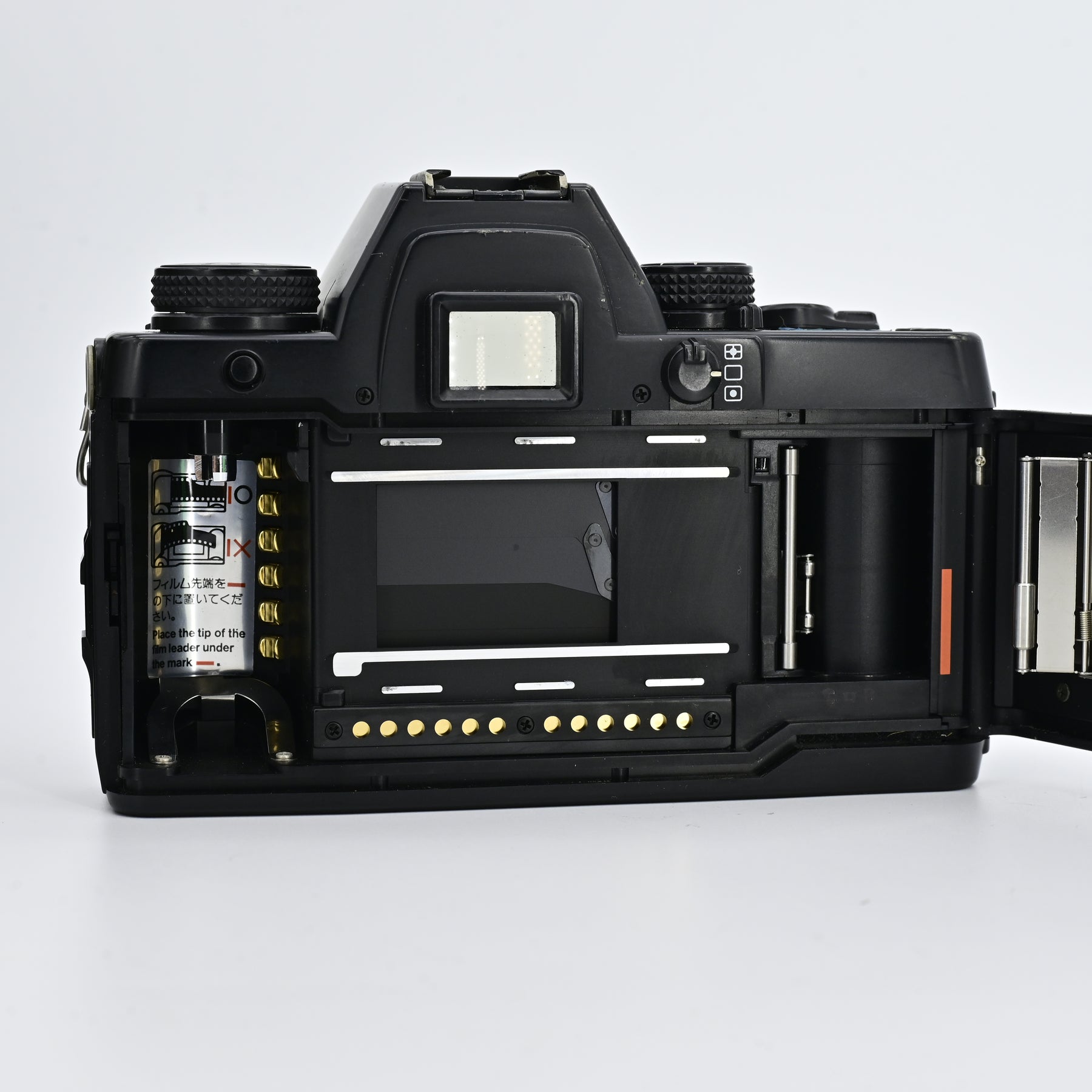 CONTAX Aria + DATA BACK D-9 ボディ + ストラップ - フィルムカメラ