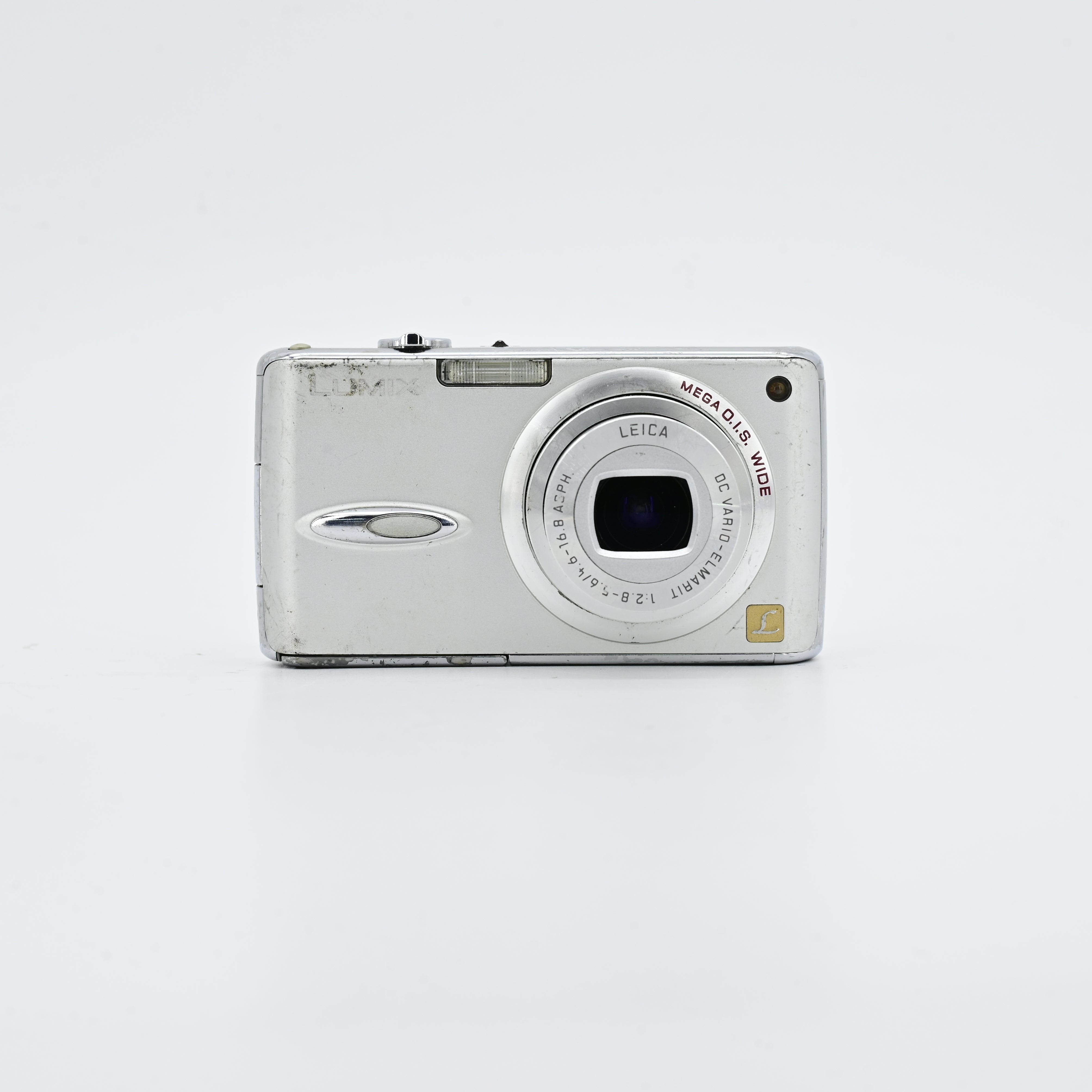 Panasonic Lumix DMC-FX01 – SHOWA