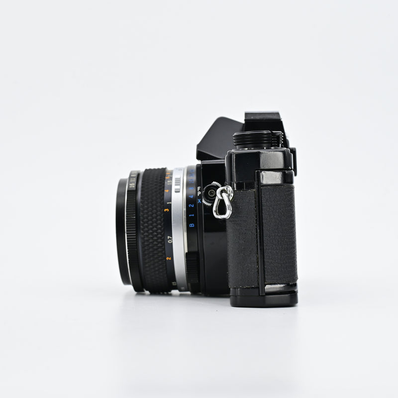 Olympus OM1 Black + Auto-S 50/1.8 Lens + Auto-Zoom 75-150mm F4 Lens