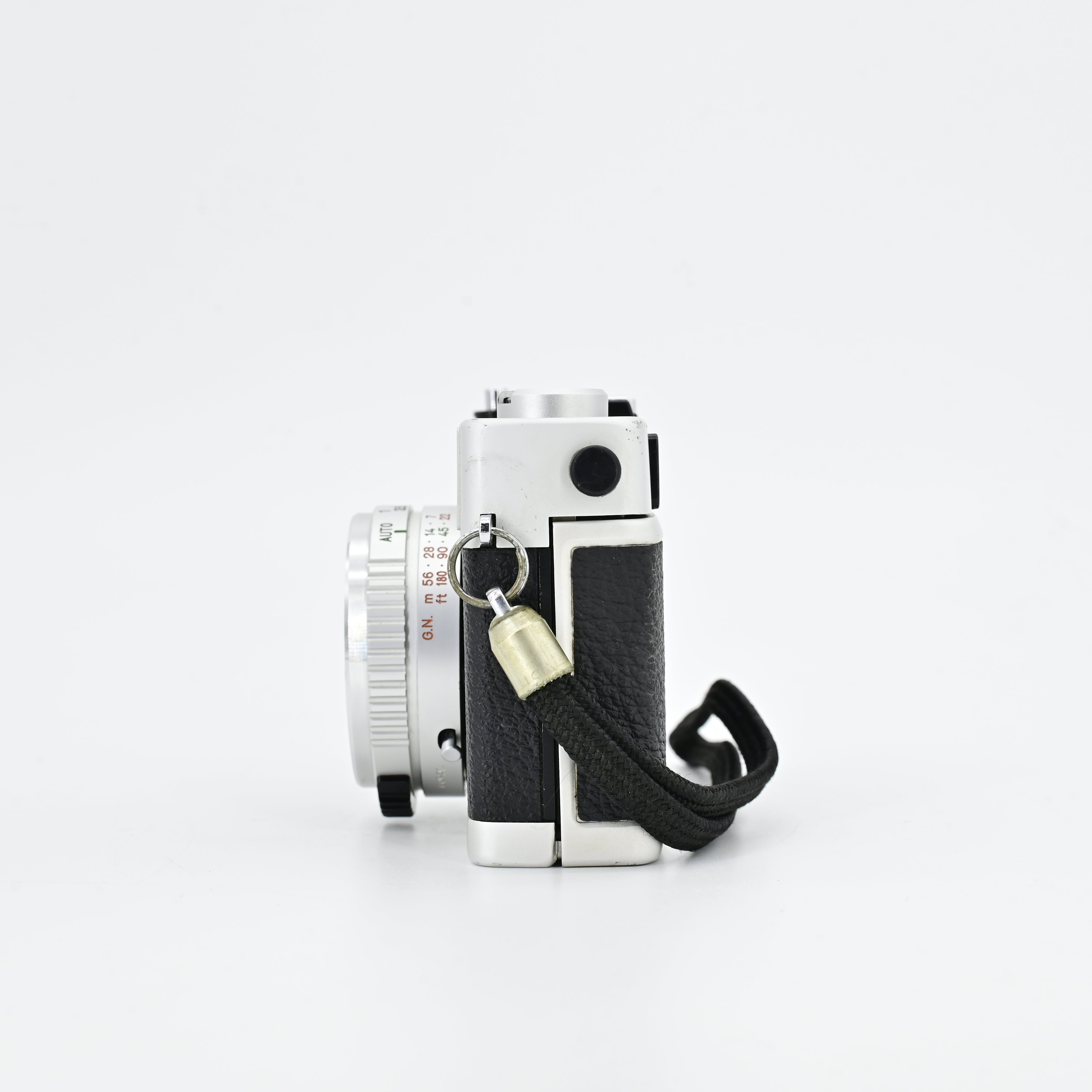 Konica C35 – SHOWA