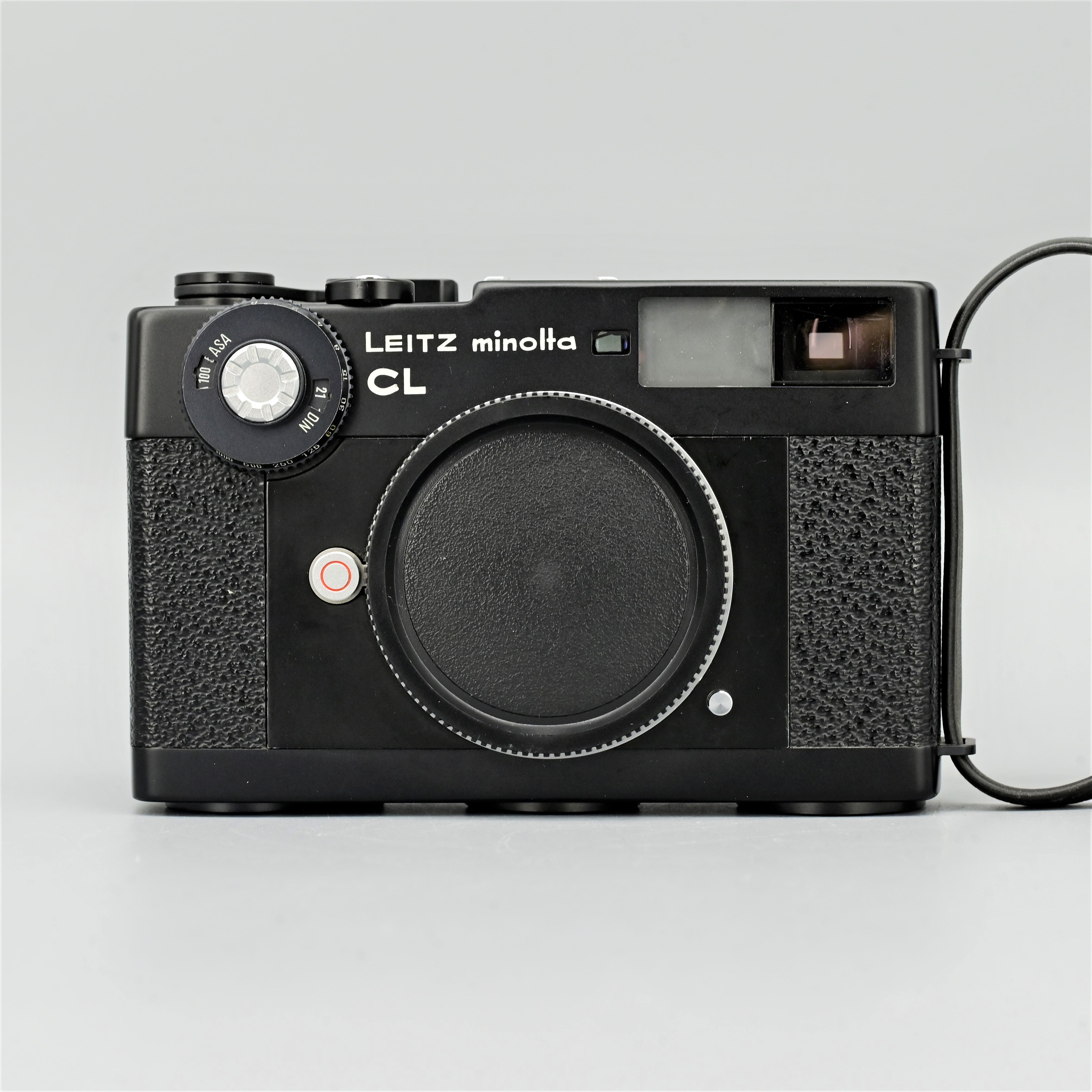 Leica Leitz Minolta CL Body + M-Rokkor 40mm F2. – SHOWA