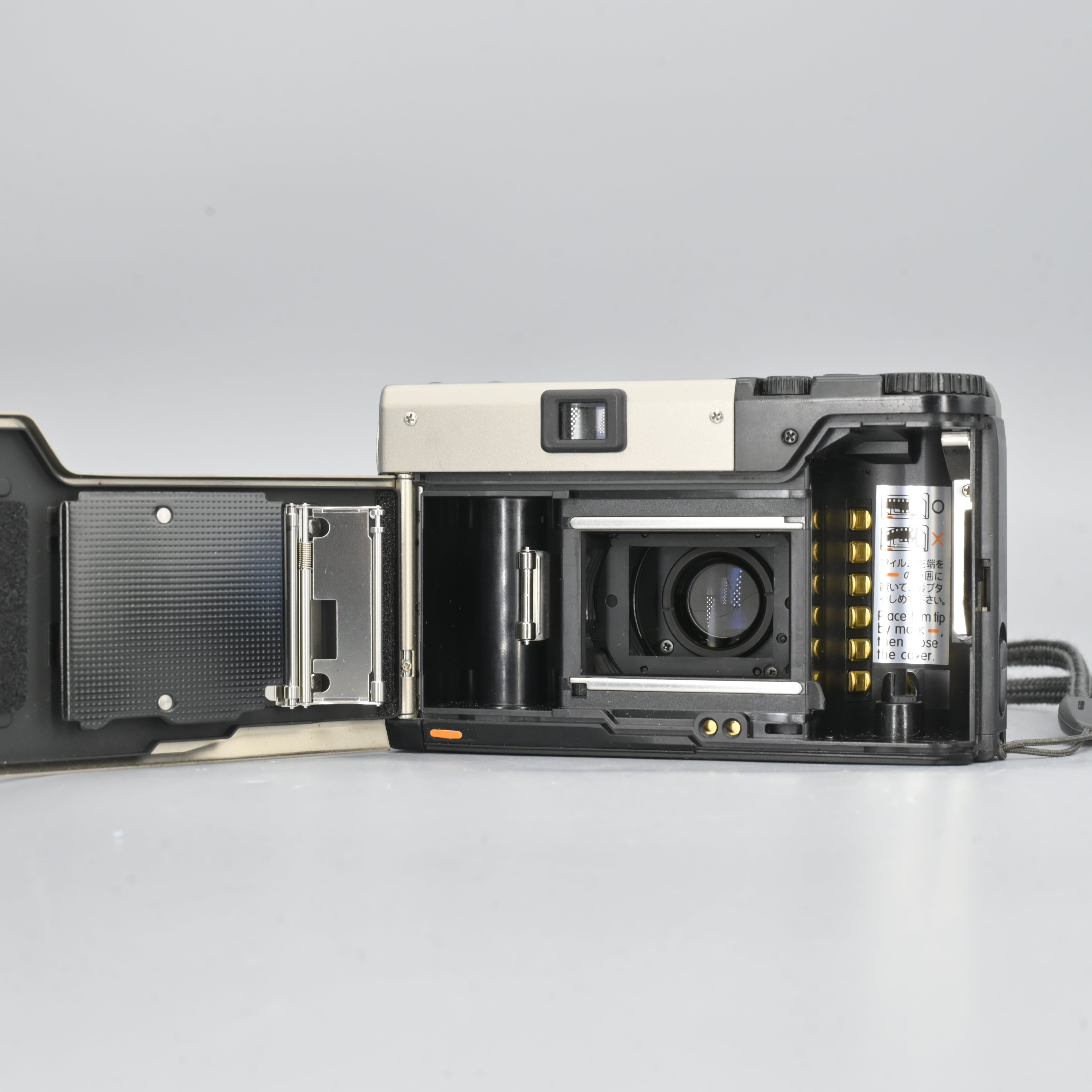 Contax T3 With Filter Adapter / 30.5mm UV Filter. – SHOWA