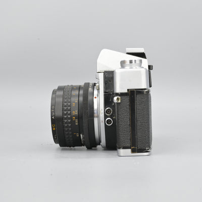 Minolta SRT101 + Focal MC 28mm F2.8 Lens [READ]