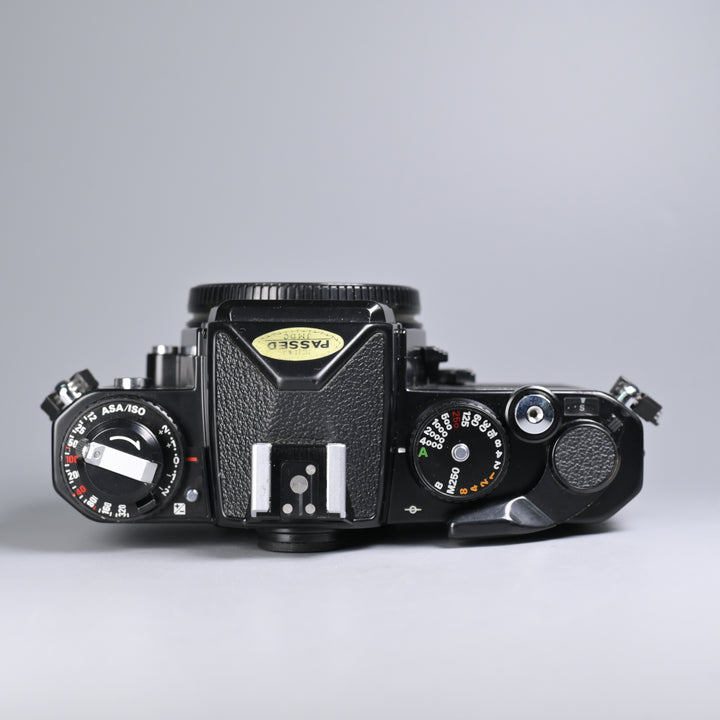 Nikon　FE ボディー2台セットLENS3本 NikonFE ボディー2台セットLENS3本