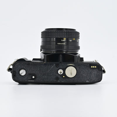 Minolta X700 + MD 50mm F2 Lens