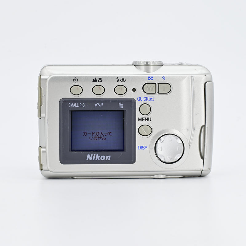 Nikon Coolpix 2000 CCD Digital Camera