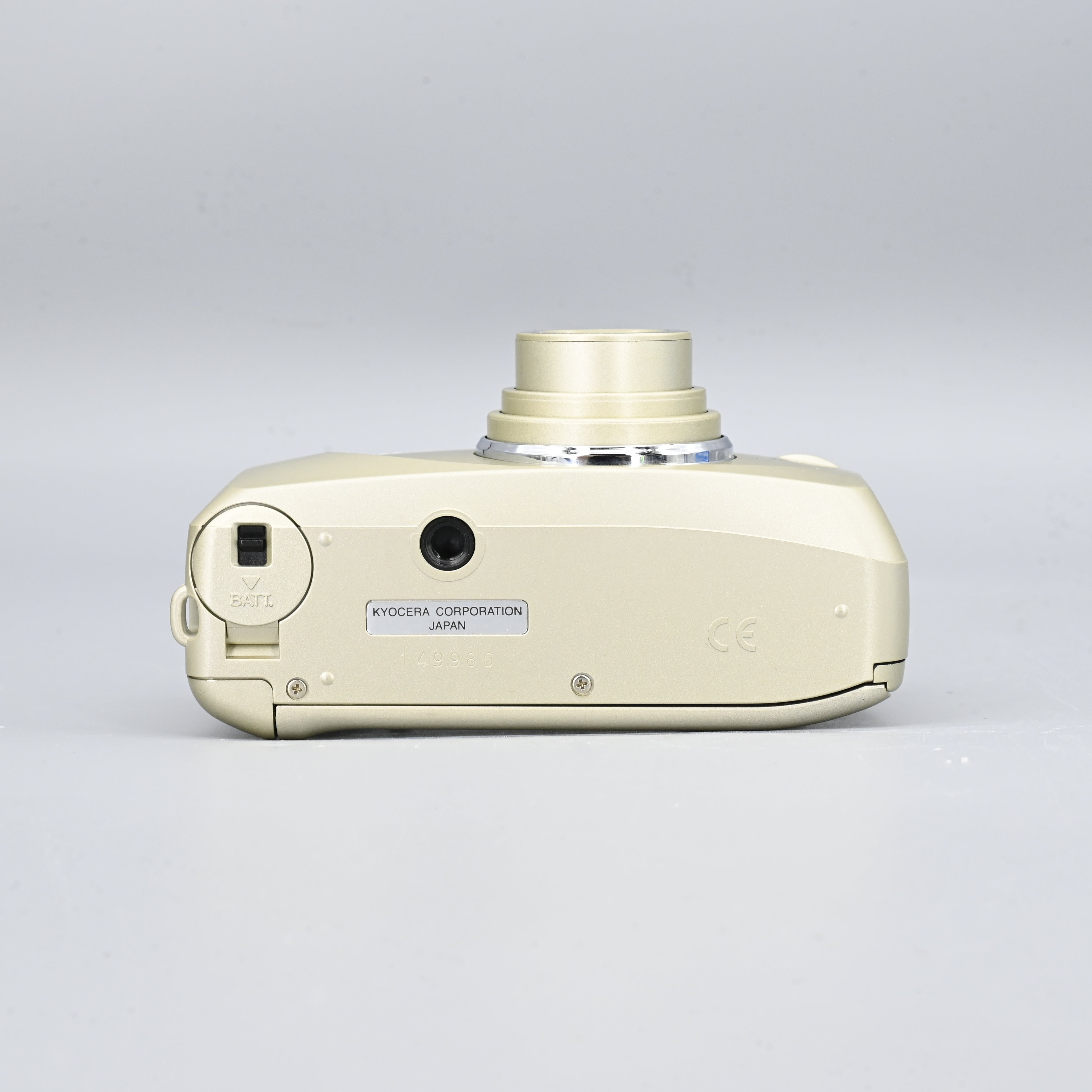 Yashica Zoomate 105SE (Brand New Box Set) – SHOWA