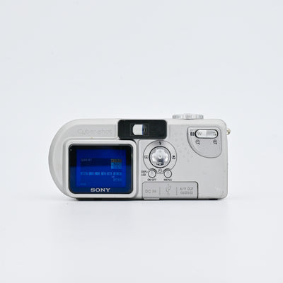 Sony Cyber-Shot DSC-P9 CCD Digital Camera