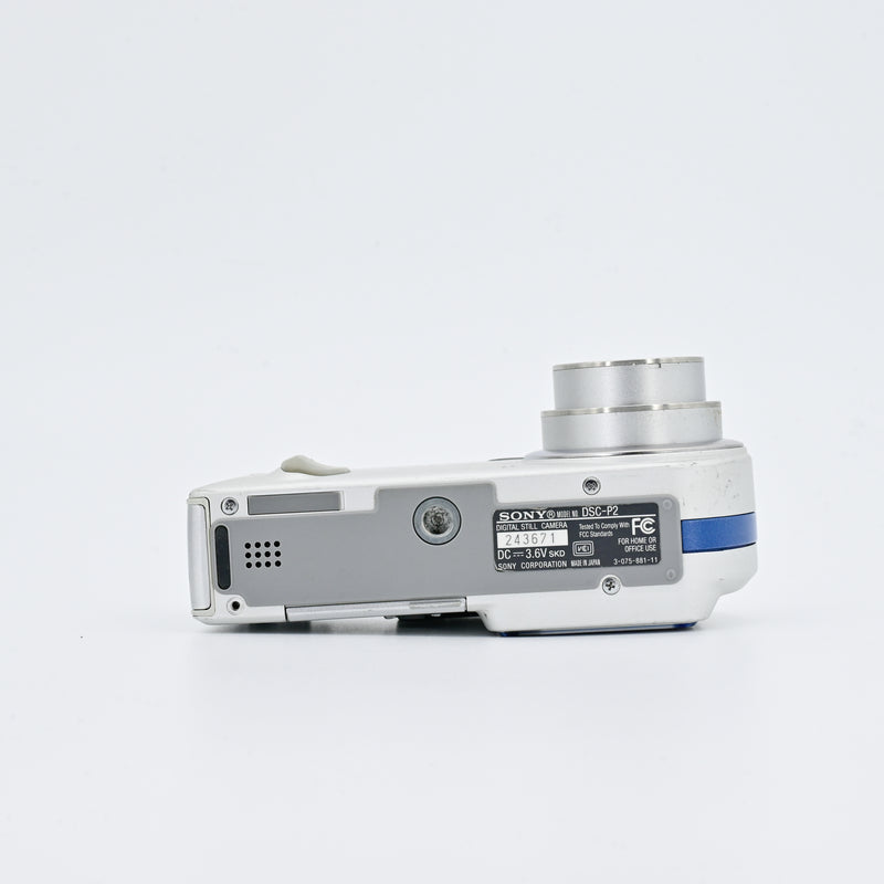 Sony Cyber-Shot DSC-P2 CCD Digital Camera