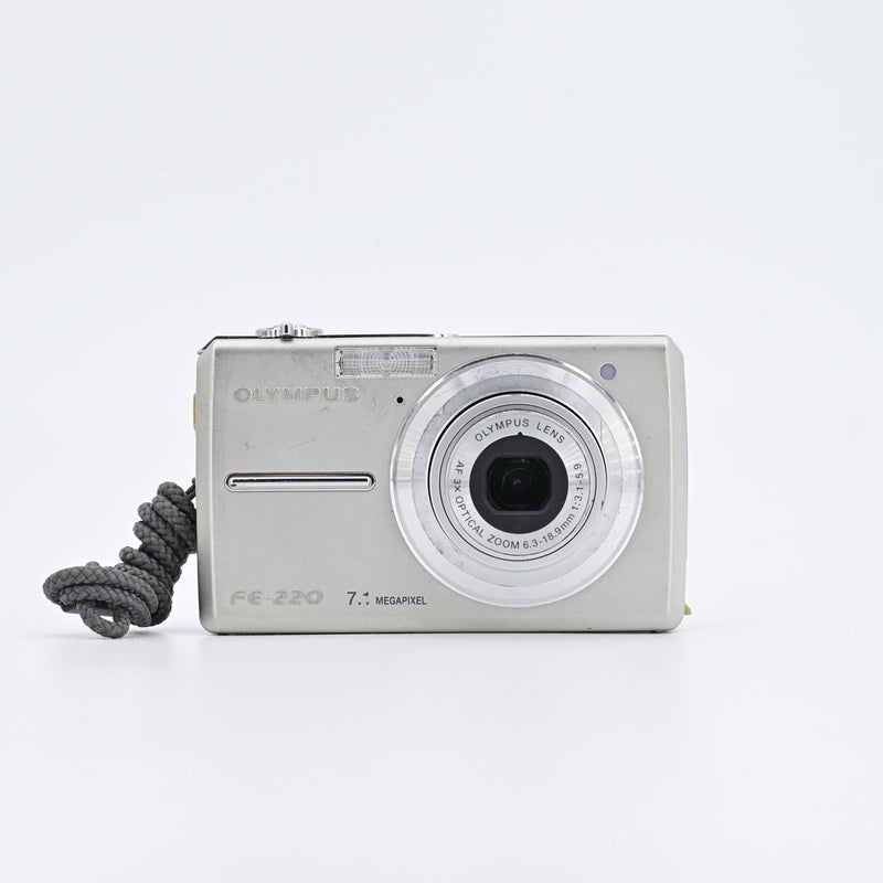 Olympus FE-220 CCD Digital Camera