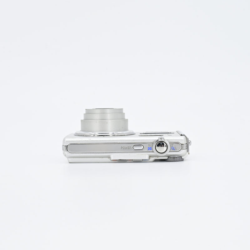 Olympus FE-330 CCD Digital Camera