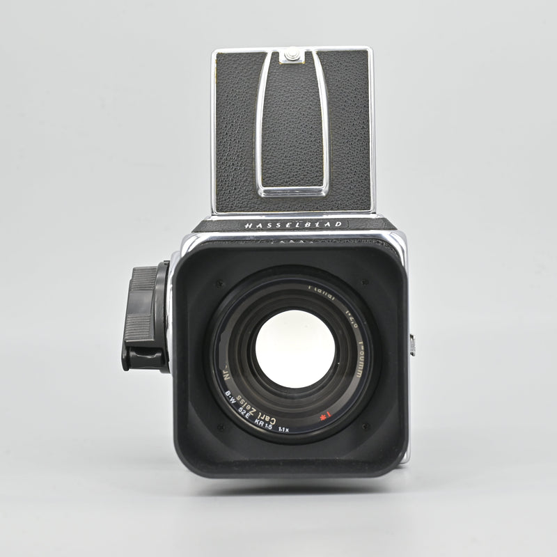 Hasselblad 500CM + CT*80mm F2.8T + A12 film magazine.