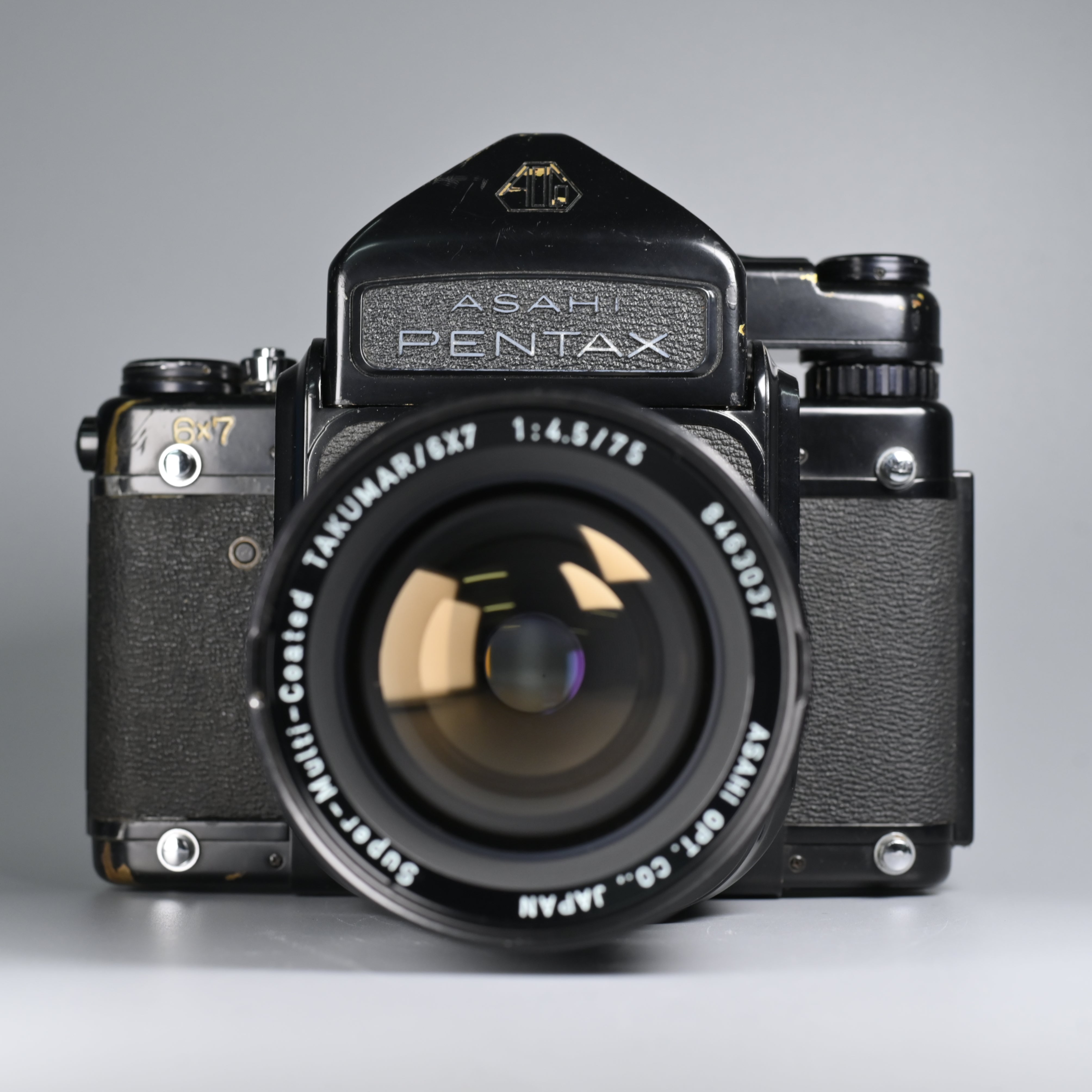 Asahi Pentax 6×7 TAKUMAR 75mm F4.5 #8673 Pentax 6x7 + Takumar-6x7 75mm F4.5 Lens. – SHOWA