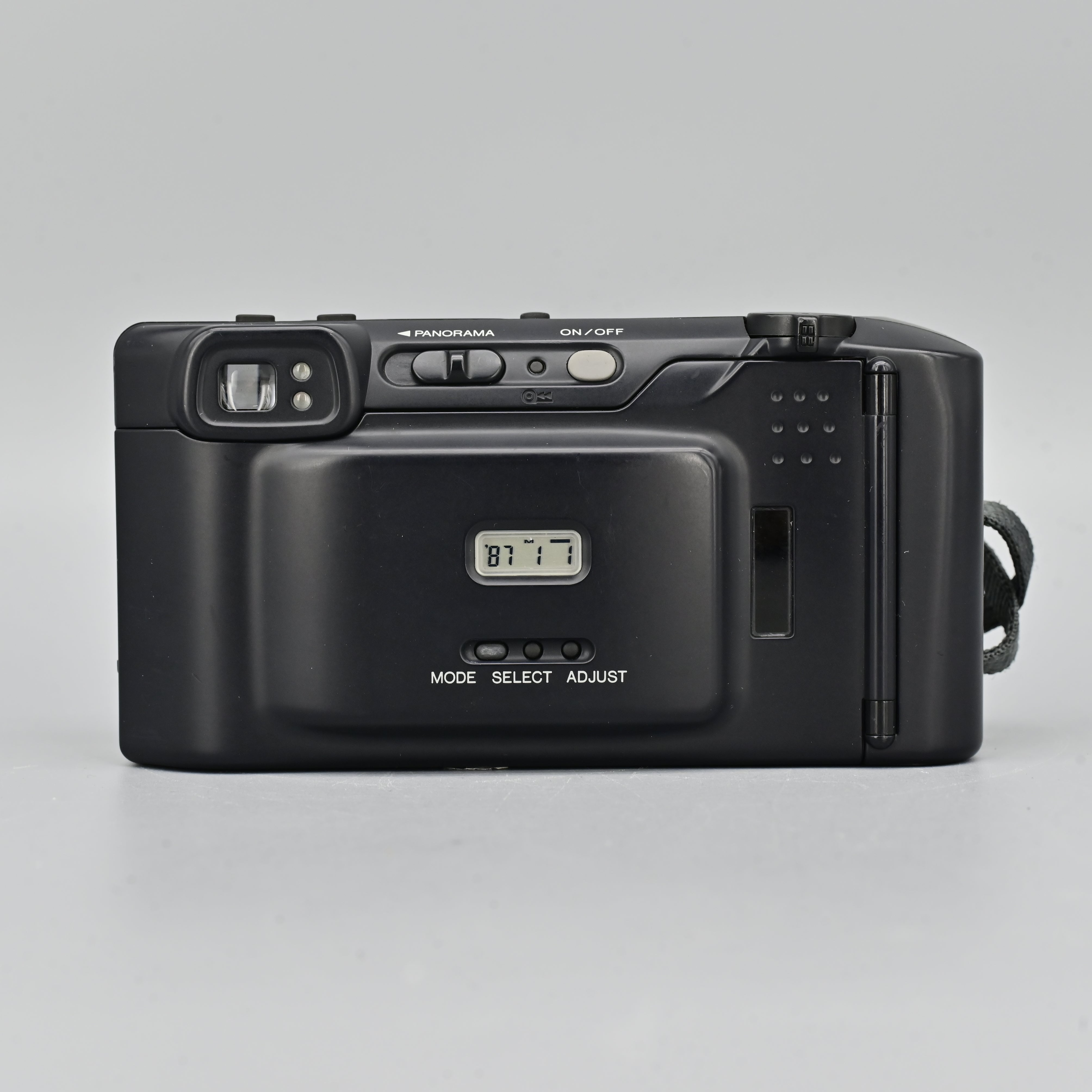 Minolta Panorama Zoom 105 – SHOWA