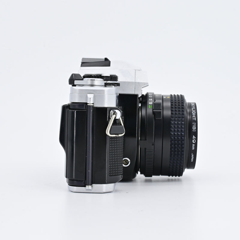 Minolta X700 Silver Edition + MD 50mm F1.7 Lens
