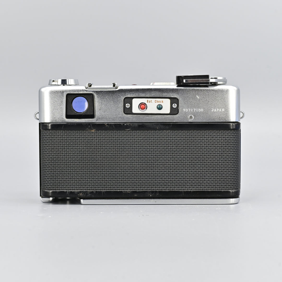 Yashica Electro35.