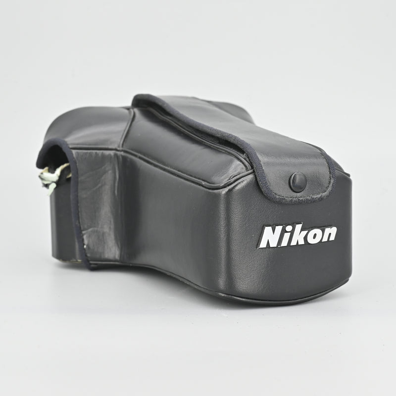 Nikon CF -28A  Case (For Nikon FM/FM2+Long Zoom Lens)
