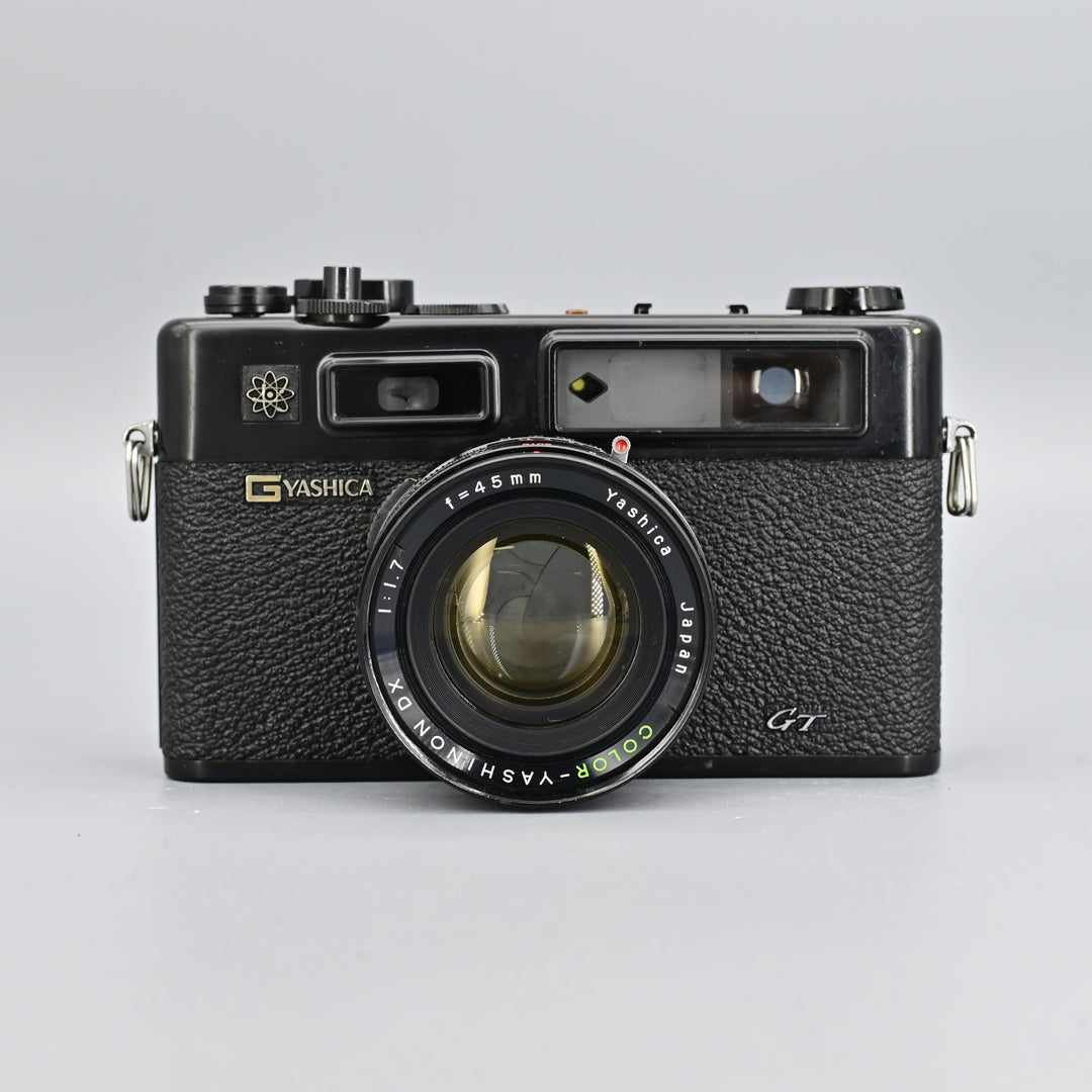 Yashica Electro35.