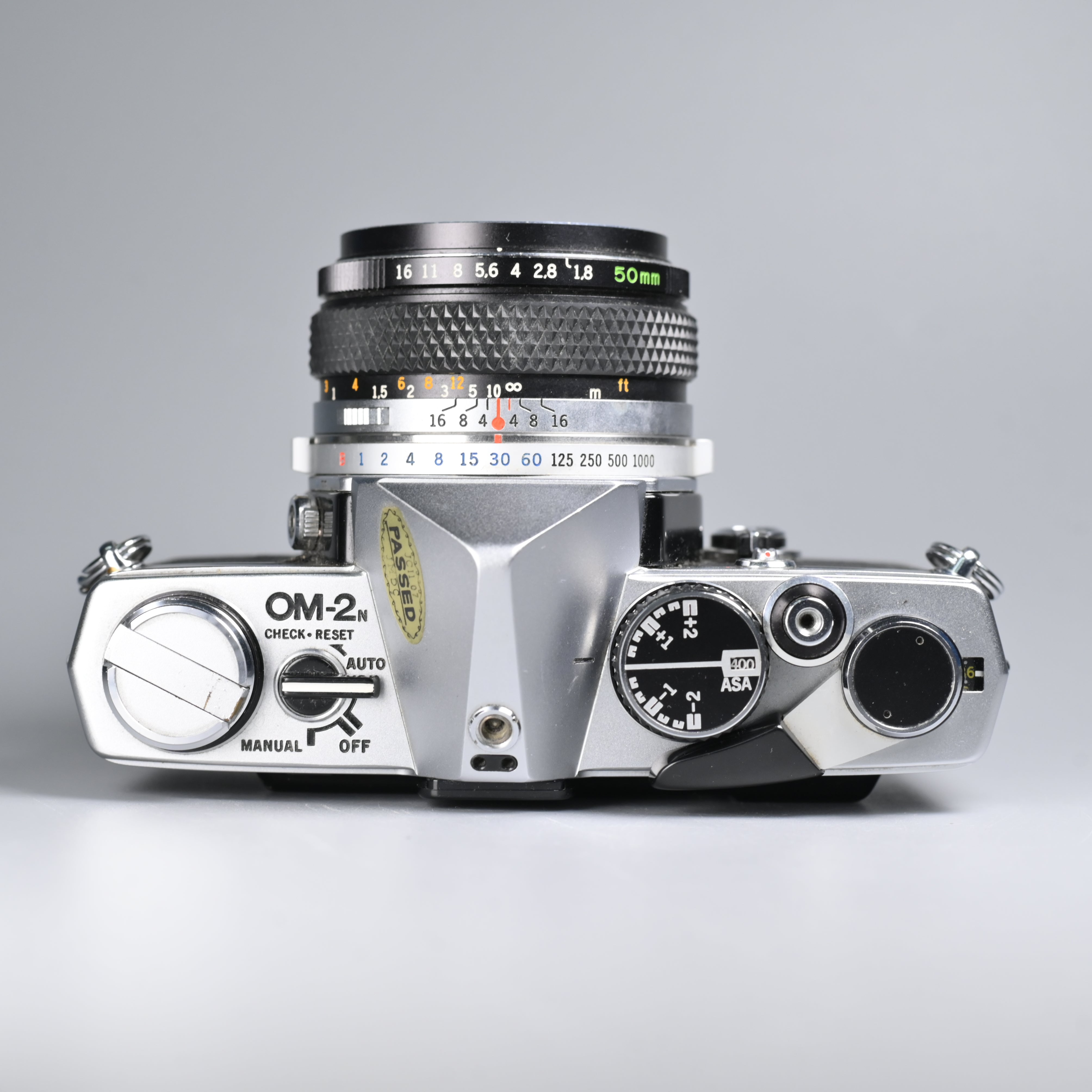 Olympus OM2N + Auto-S 50mm F1.8 Lens – SHOWA