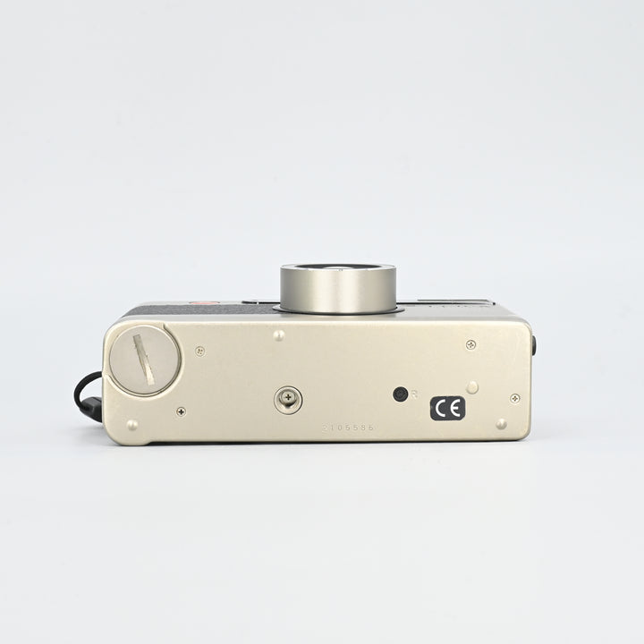 Leica Minilux.