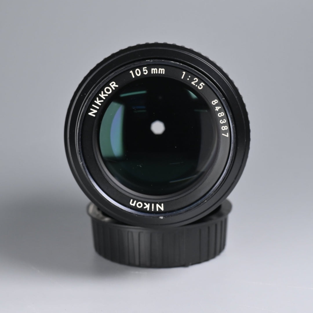 Nikon 105mm F2.5 lens