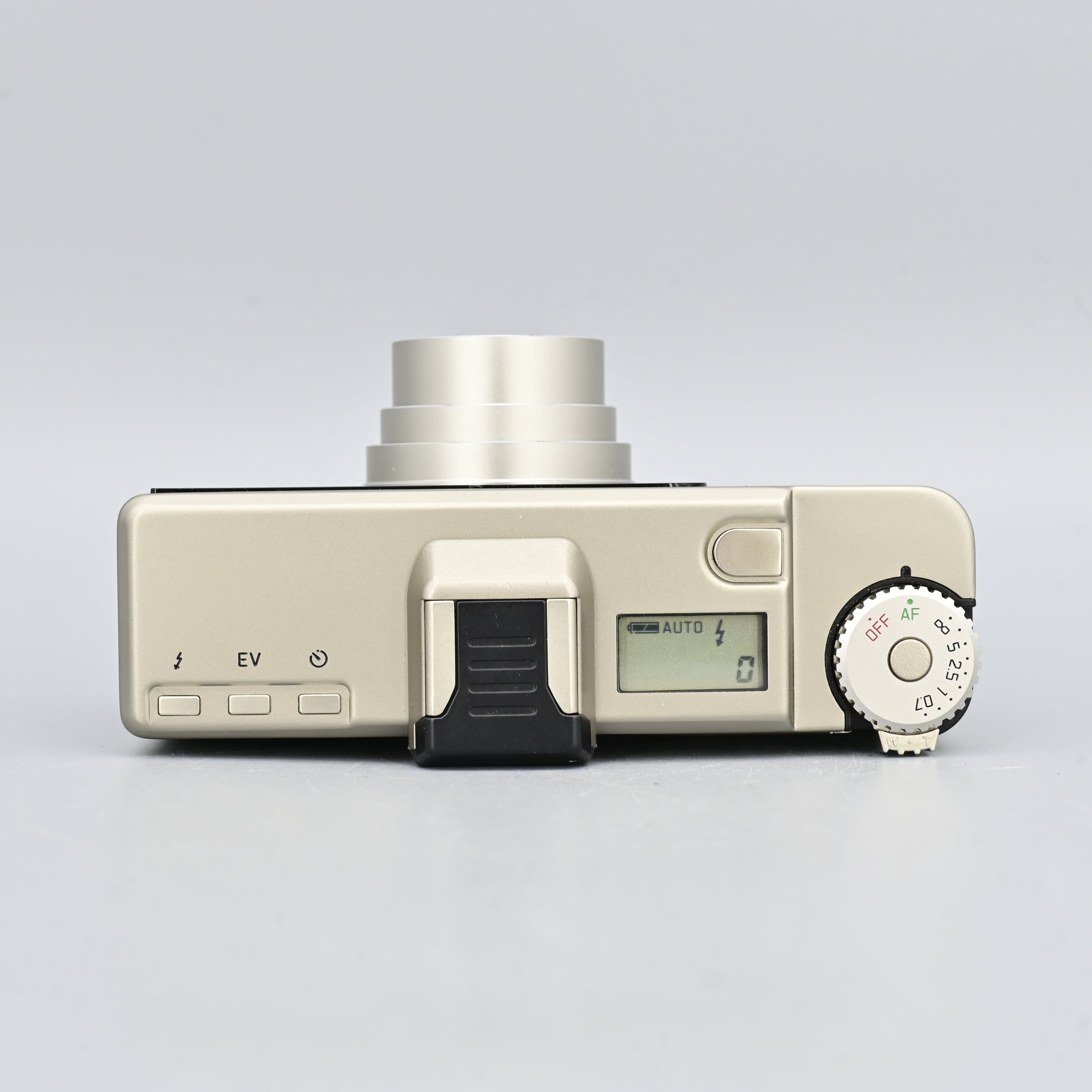 Leica Minilux Zoom (Box Set) – SHOWA