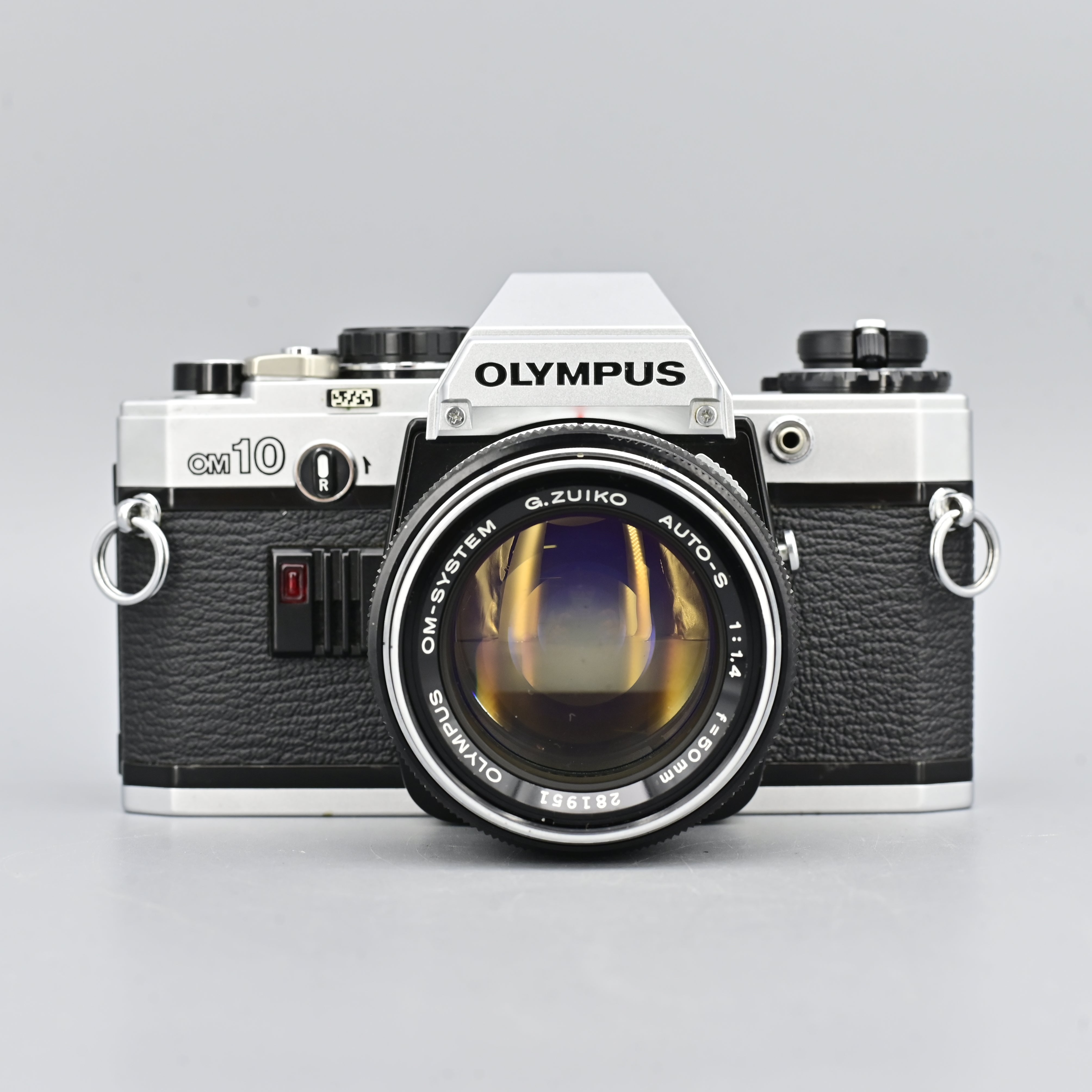#3084 OLYMPUS OM-1 & OM10 50mm 付属多数 3084 OLYMPUS OM-1 & OM10 50mm 付属多数 Olympus_OM10.jpg?fit