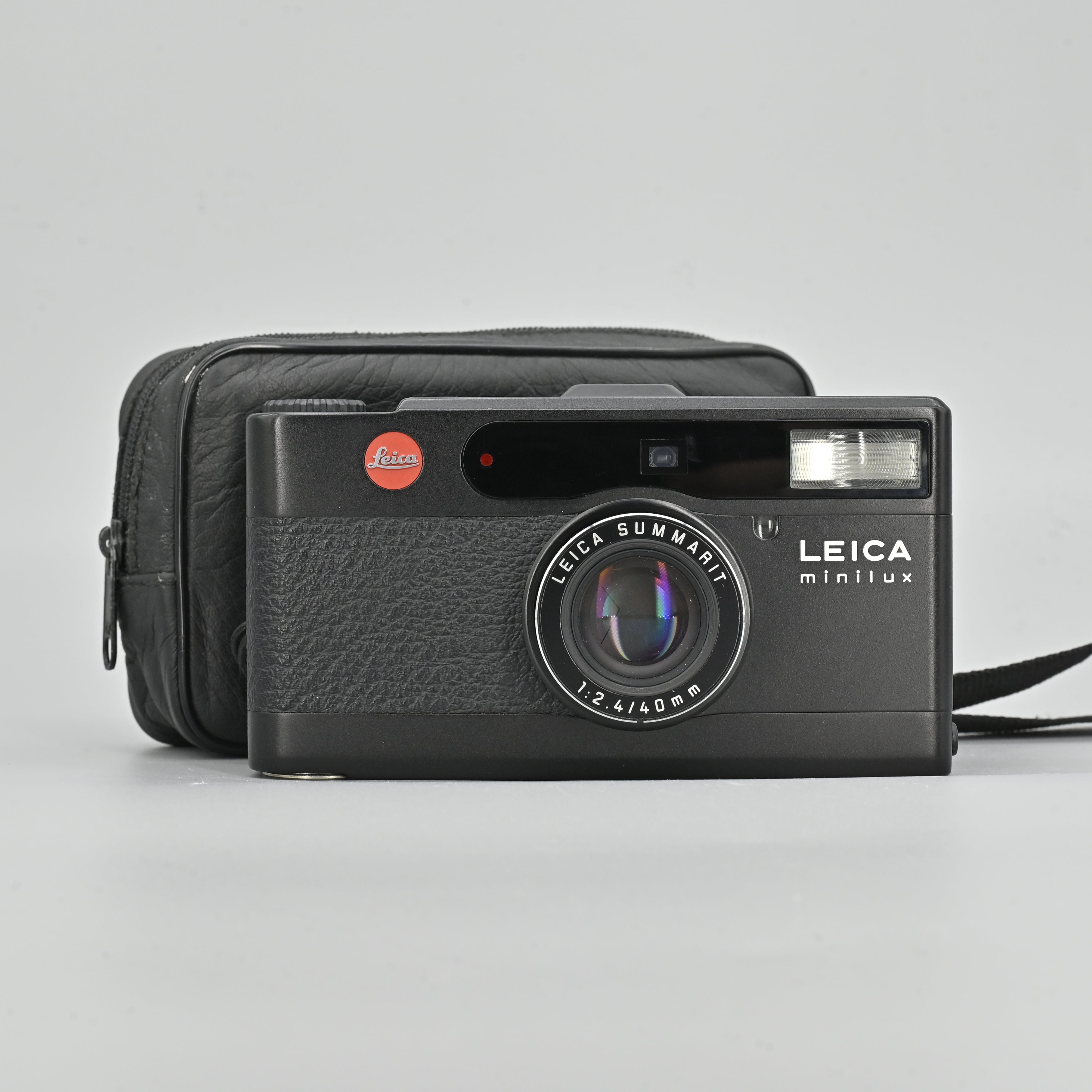 Leica Minilux Black (With Case). – SHOWA