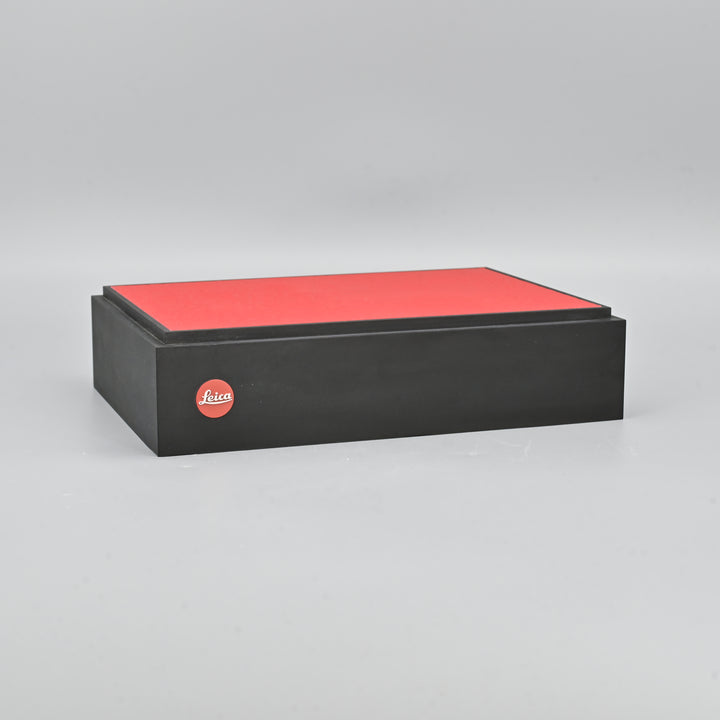 Leica Display Stand