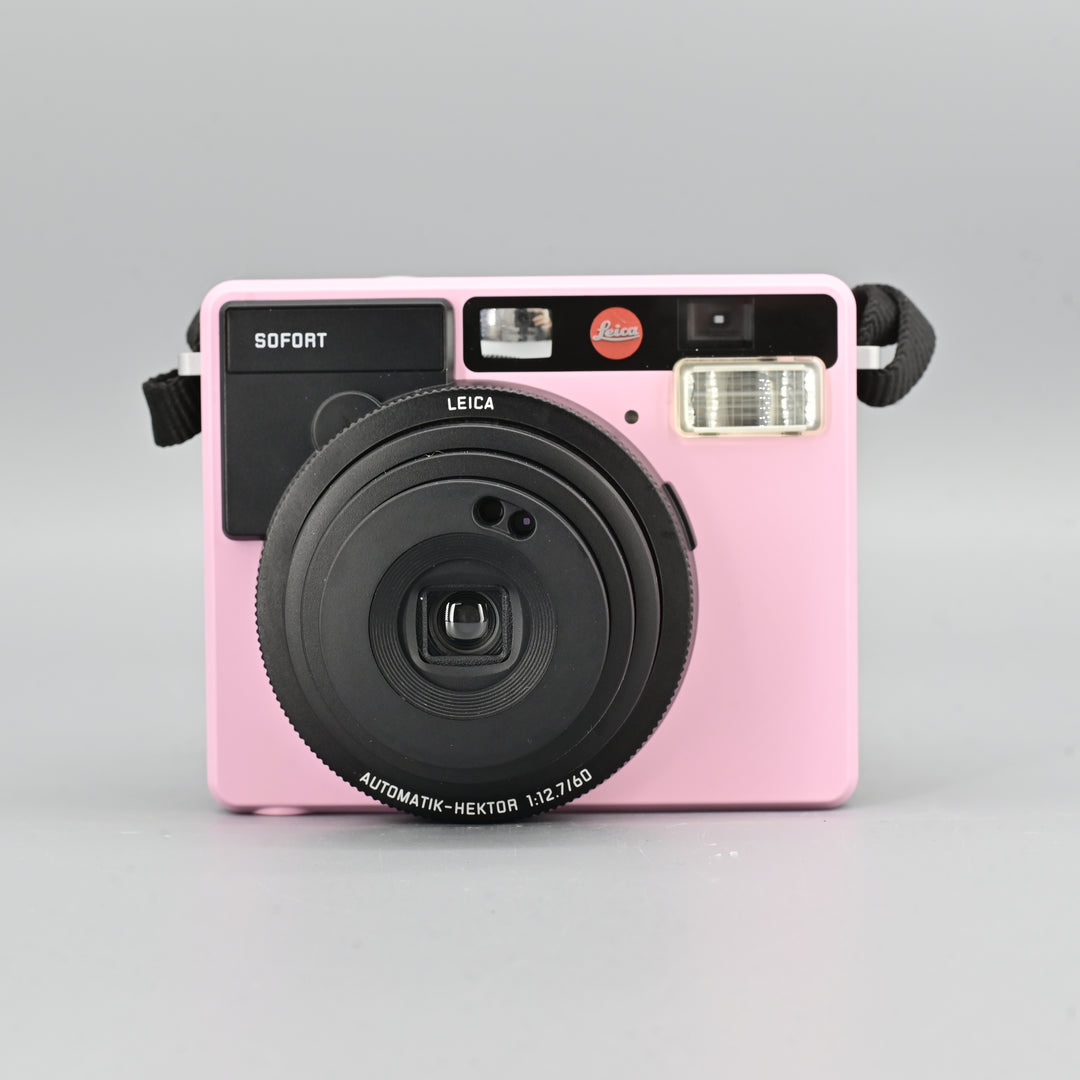 Leica Sofort Instant Camera (Box Set).