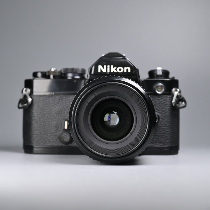 Nikon FM Black + AF Nikkor 35-80mm F4D Zoom Lens