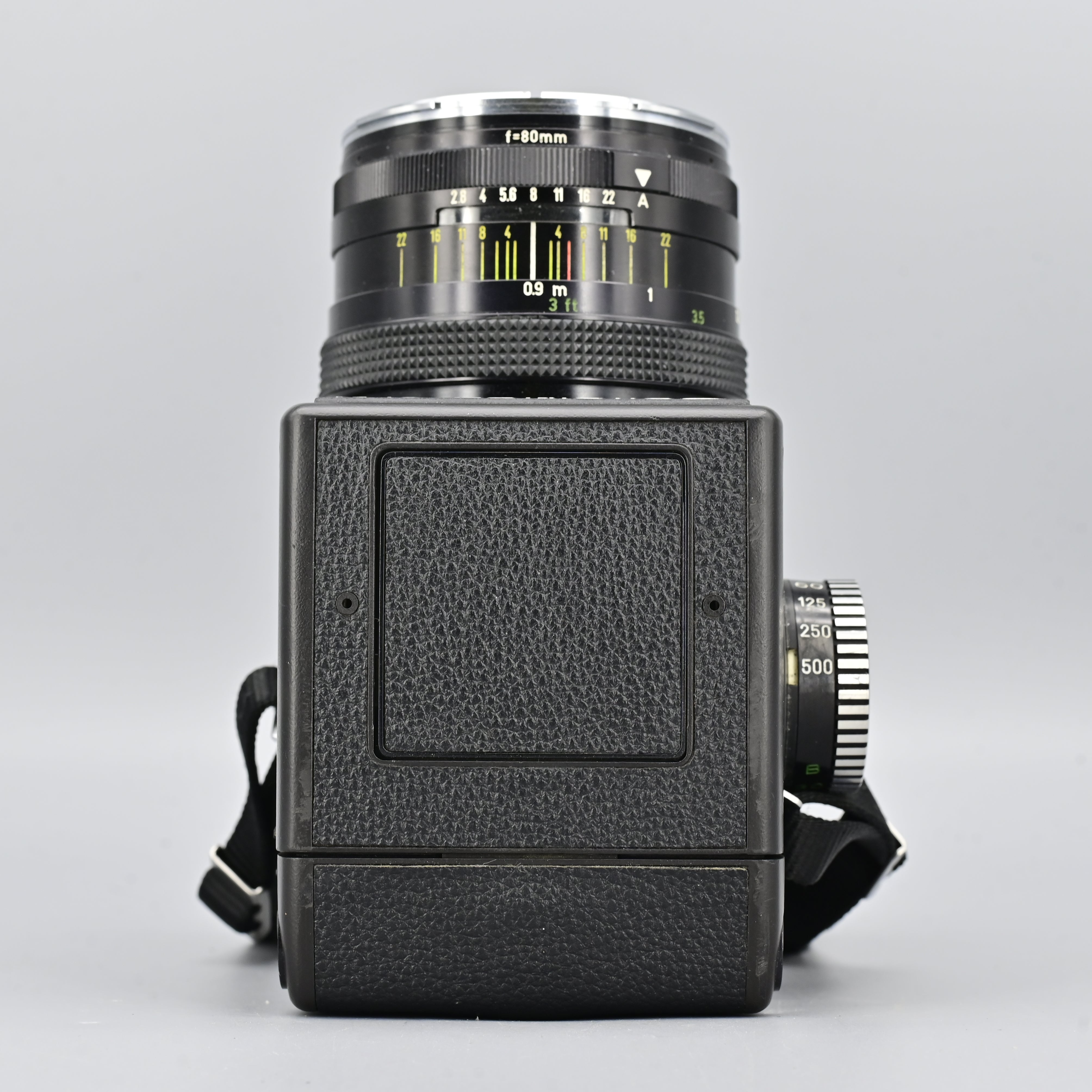 Rolleiflex SLX + Rollei-HFT Planar 80MM F2.8. – SHOWA