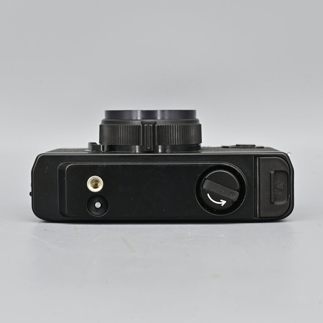 Minolta Hi-Matic S With Case.