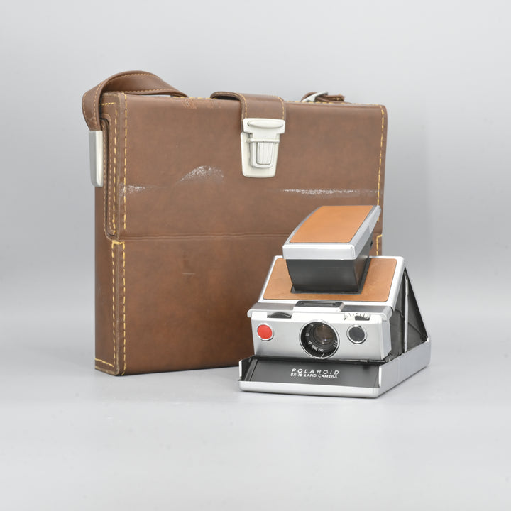 Polaroid SX-70 Land Camera (with Leather Bag).