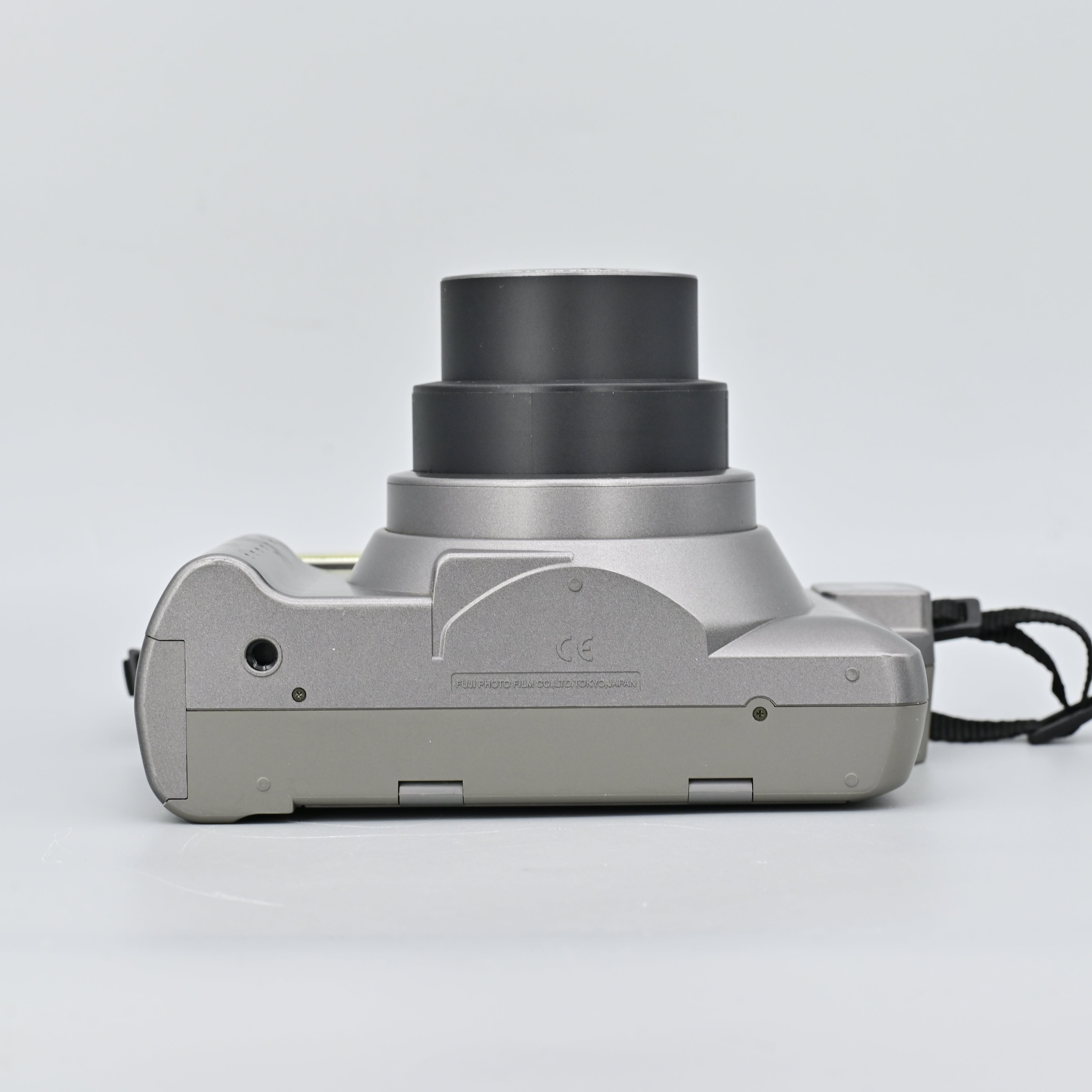 その他 FUJI FILM INSTAX 500AF Fujifilm Instax 500AF - Camera-wiki.org - The free camera