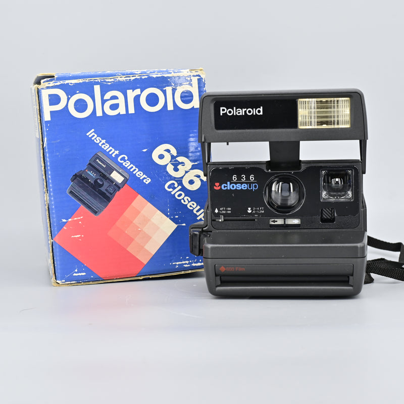 Polaroid 636 Close Up Instant Camera