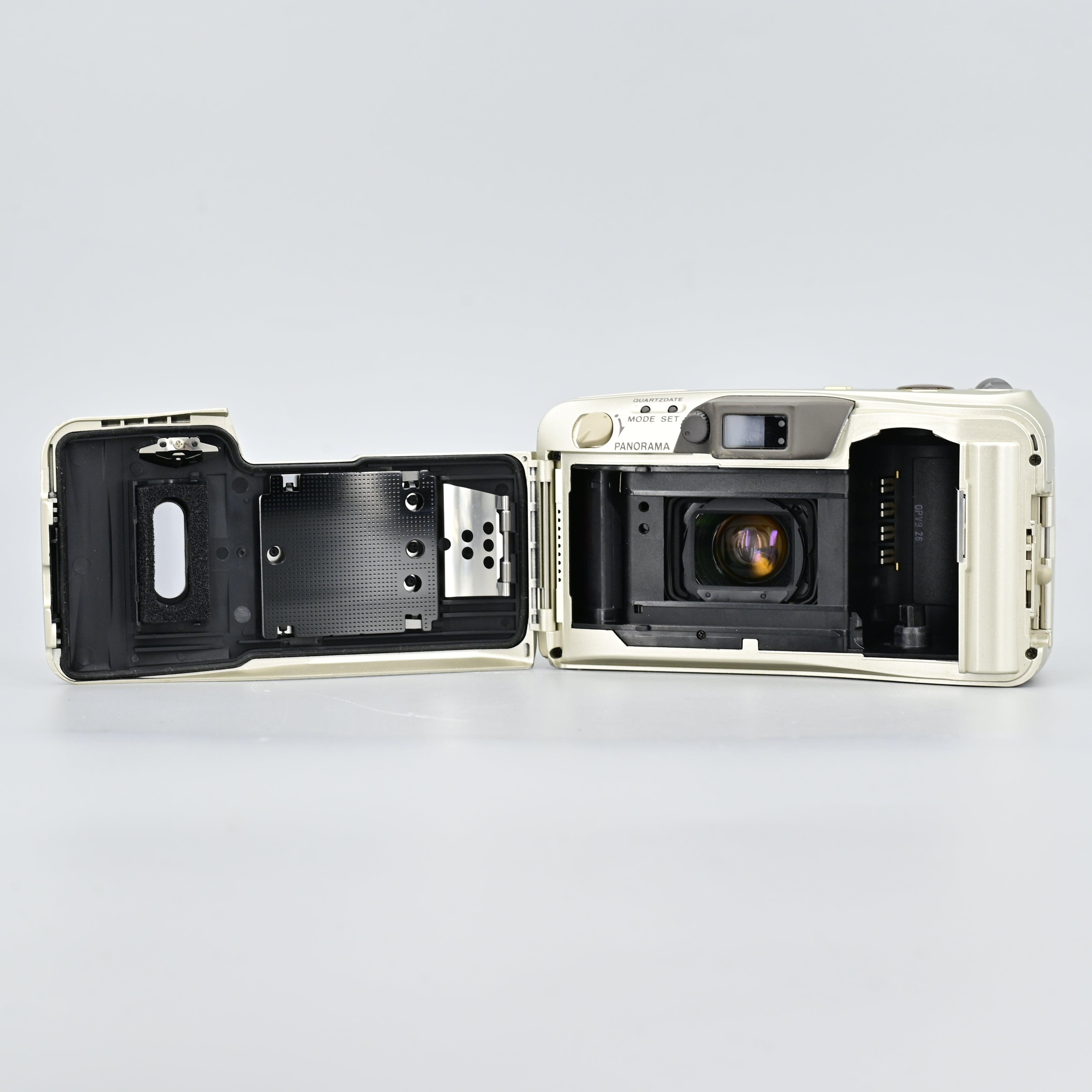 Olympus Stylus Zoom 140 Deluxe – SHOWA