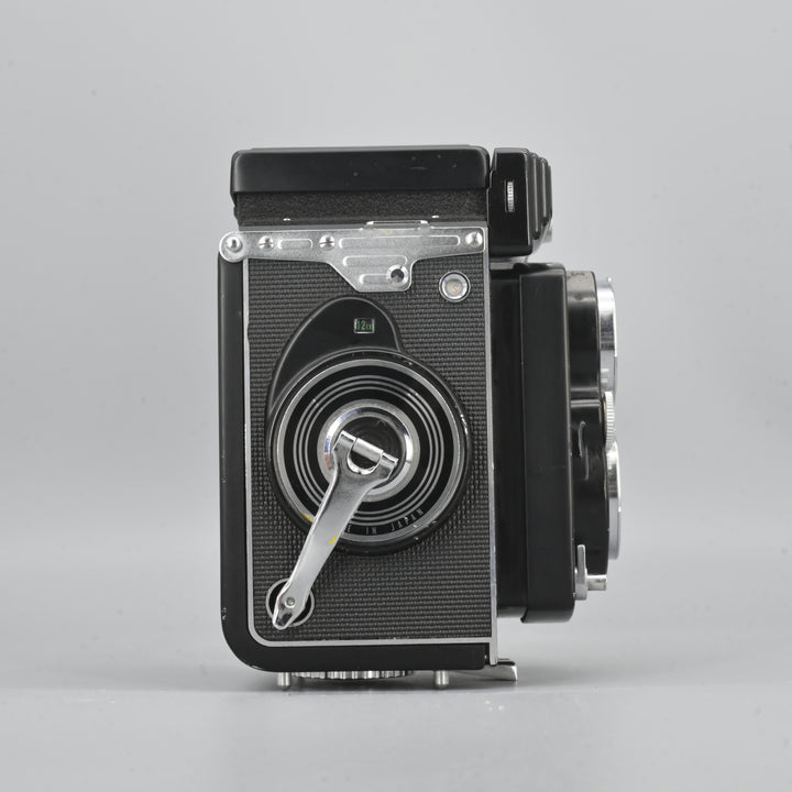 Yashica Mat 124