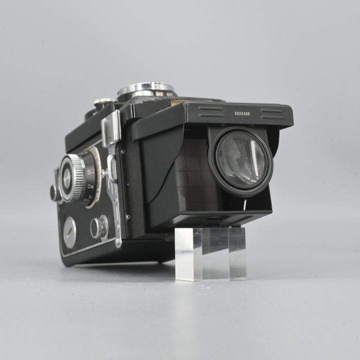 Yashica Mat 124