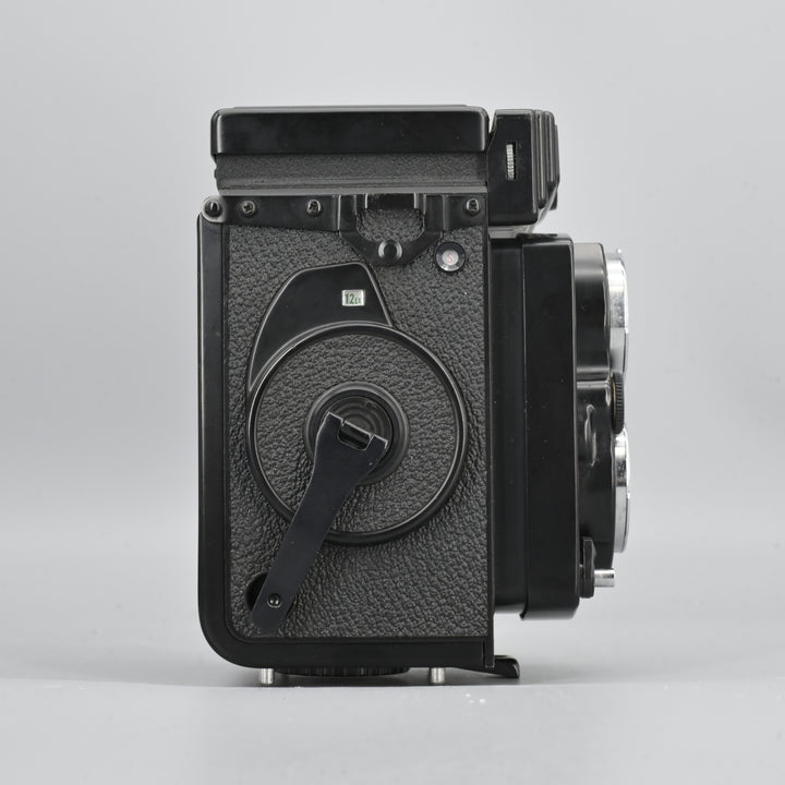 Yashica Mat 124G with Case.