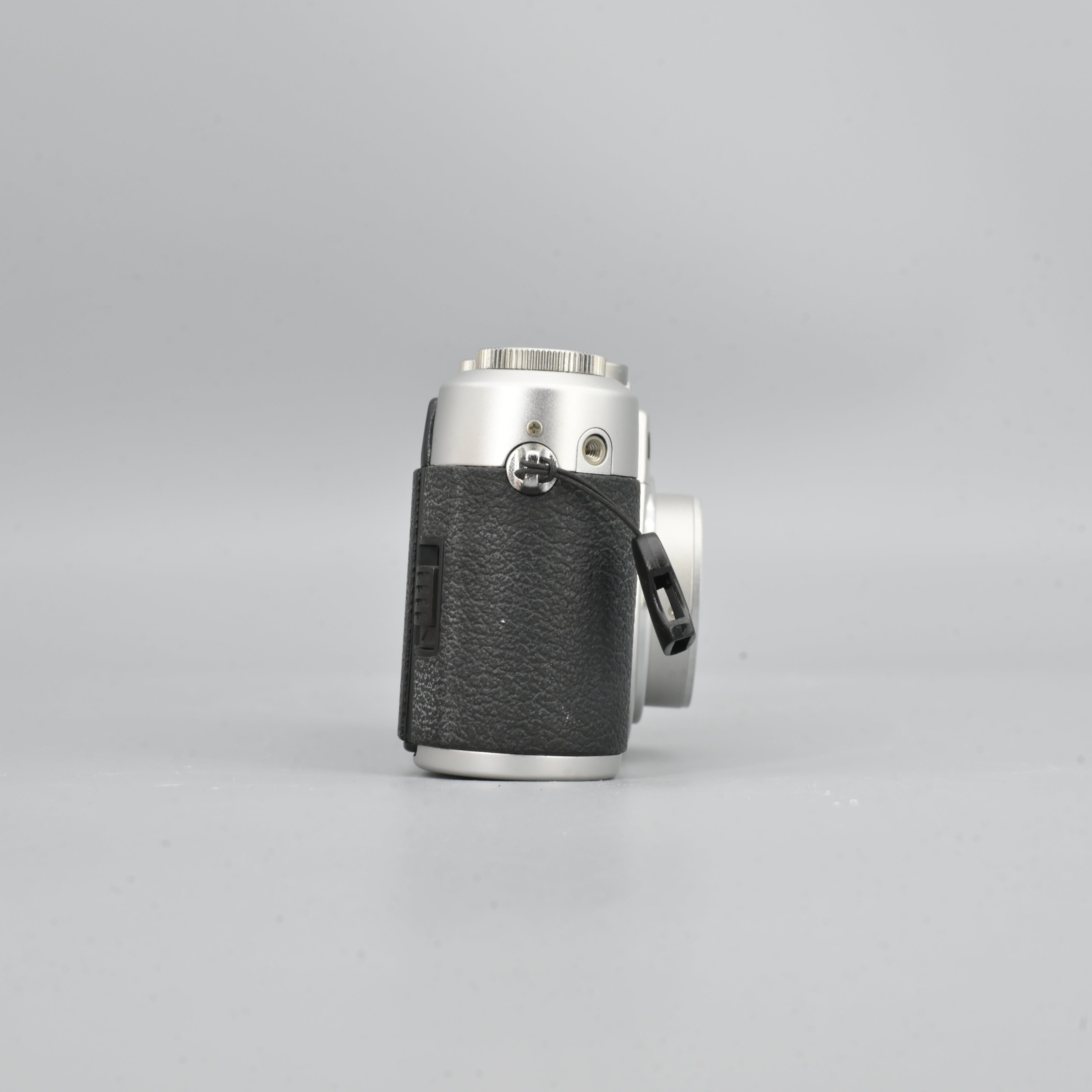 Fujifilm Klasse W. – SHOWA