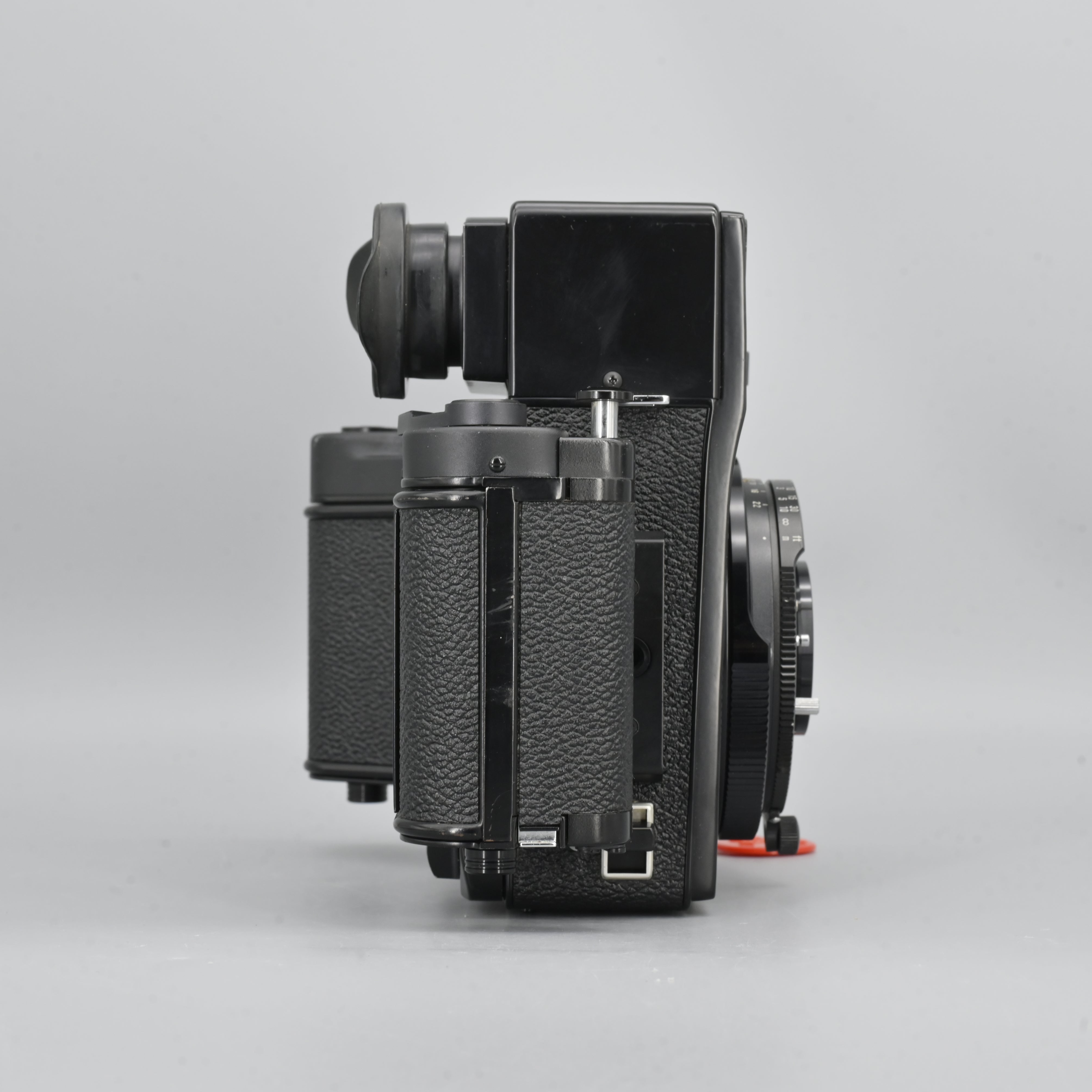 Mamiya Universal 6x9 + Mamiya-Sekor 65mm F6.3 Lens – SHOWA