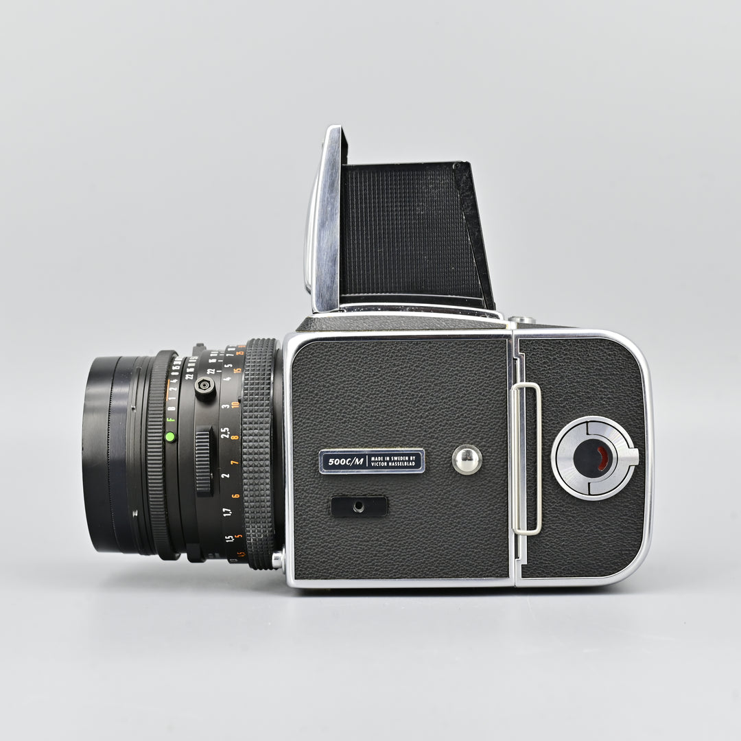 Hasselblad 500CM + CF80mm F2.8T* + A12/A24 X2 film magazine