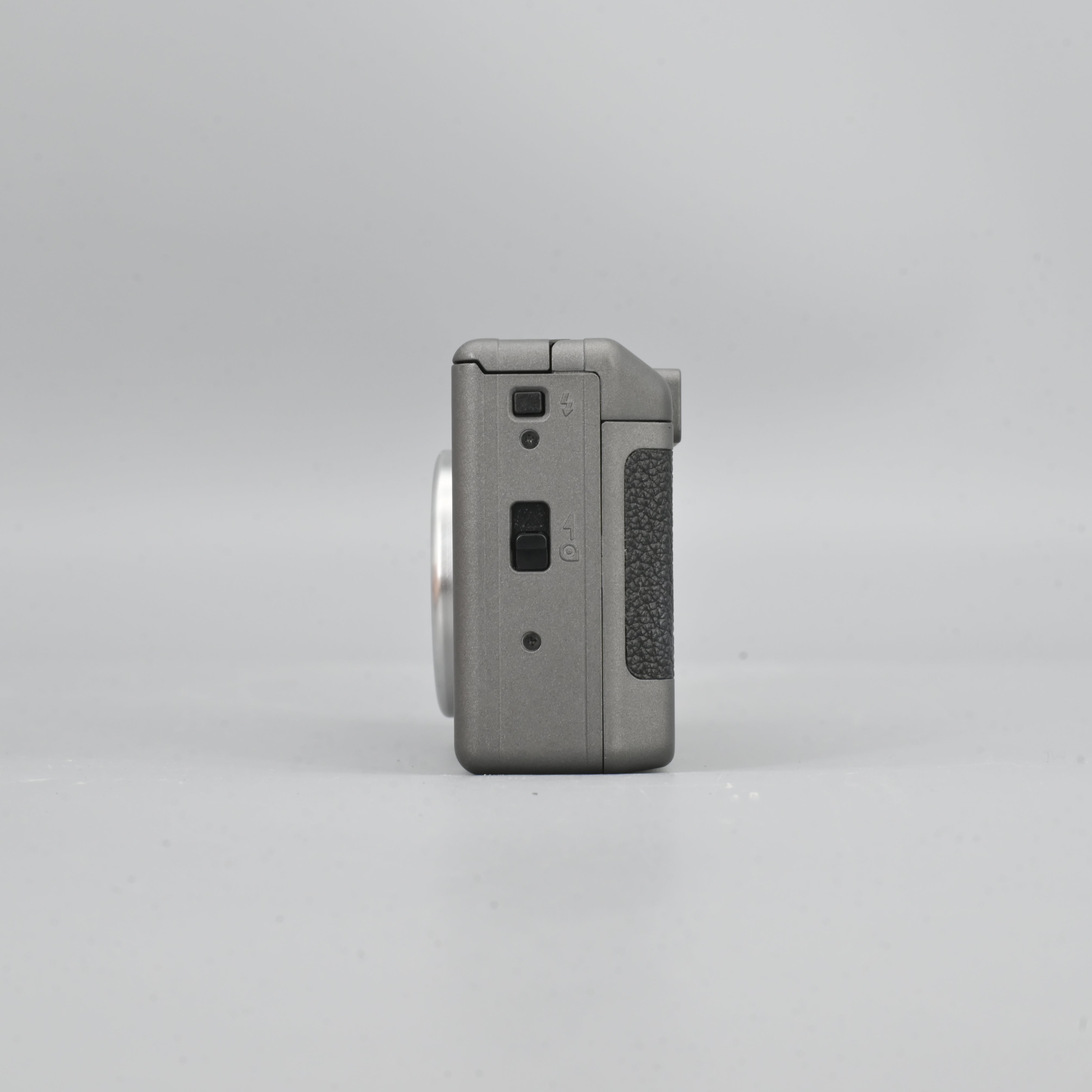 Fujifilm Natura Classica. – SHOWA